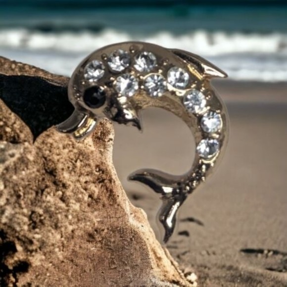 Unbranded Jewelry - Leaping Jumping Dolphin Gold Toned Rhinestone Fashion Costume Brooch Lapel Pin